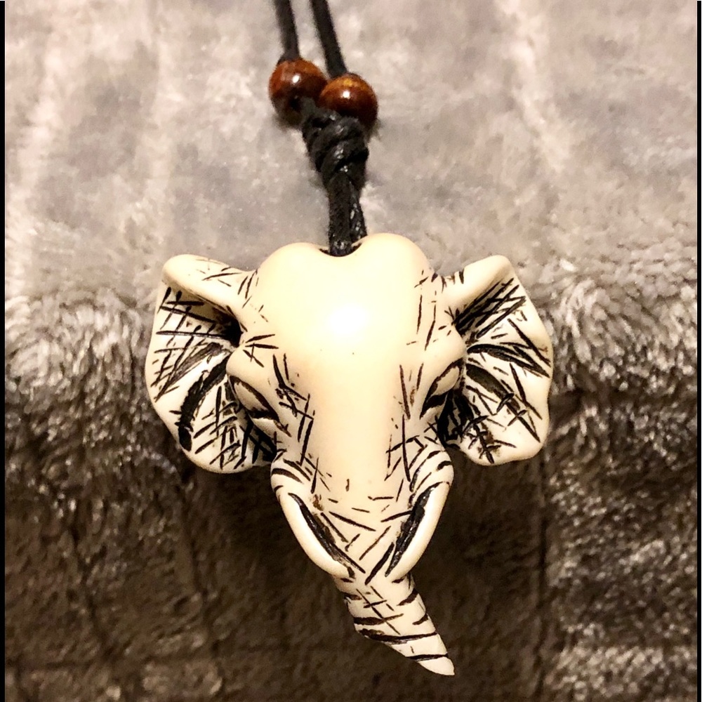 ♥️ Elephant Sliding Knot Cord Necklace